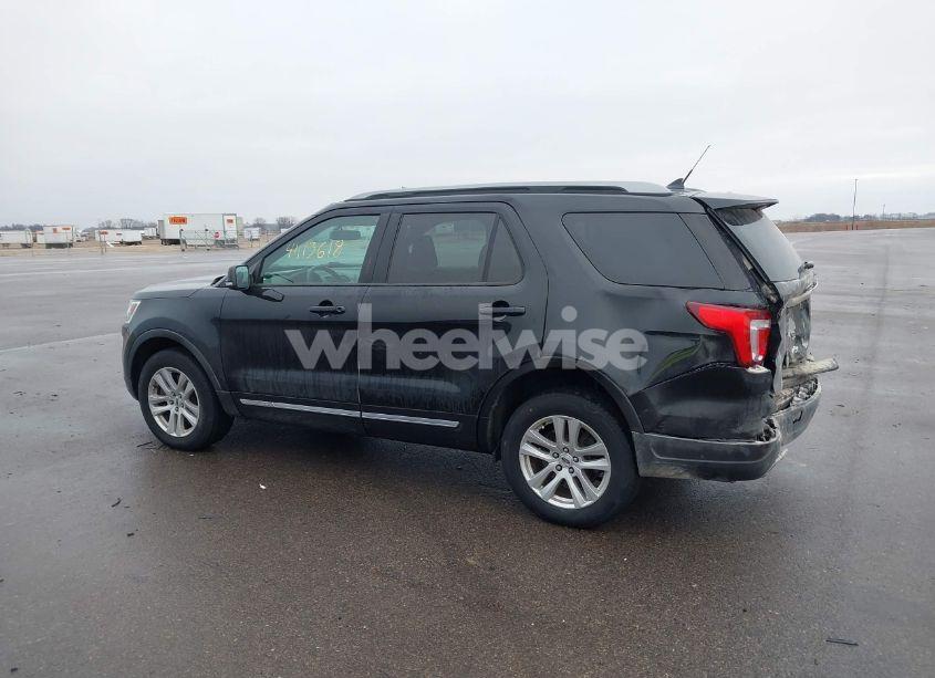 Photo 15 of 2019 Ford Explorer XLT (VIN 1FM5K8D89KGB49110)