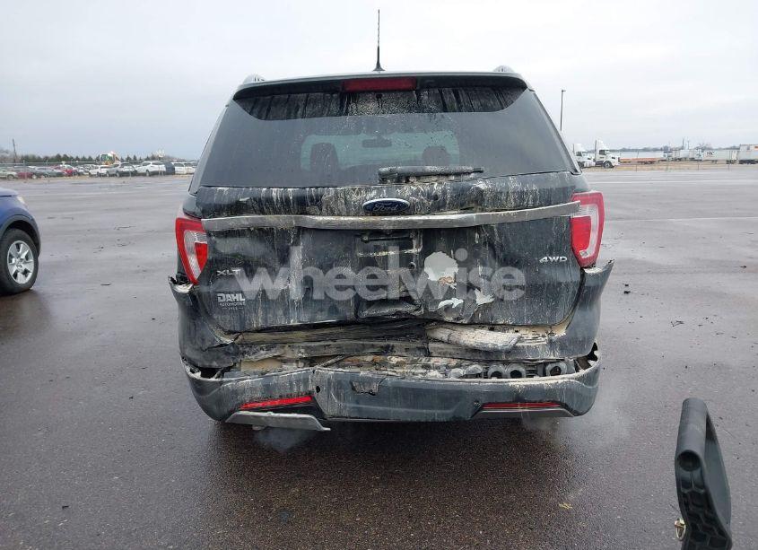 Photo 6 of 2019 Ford Explorer XLT (VIN 1FM5K8D89KGB49110)