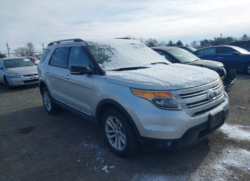 2013 Ford Explorer XLT (VIN 1FM5K8D8XDGA06735) main photo