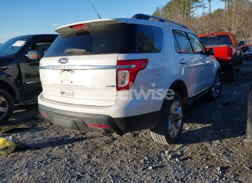 Photo 4 of 2013 Ford Explorer XLT (VIN 1FM5K8D8XDGA71407)