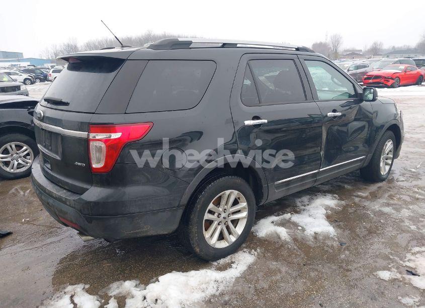 Photo 4 of 2013 Ford Explorer XLT (VIN 1FM5K8D8XDGA76574)