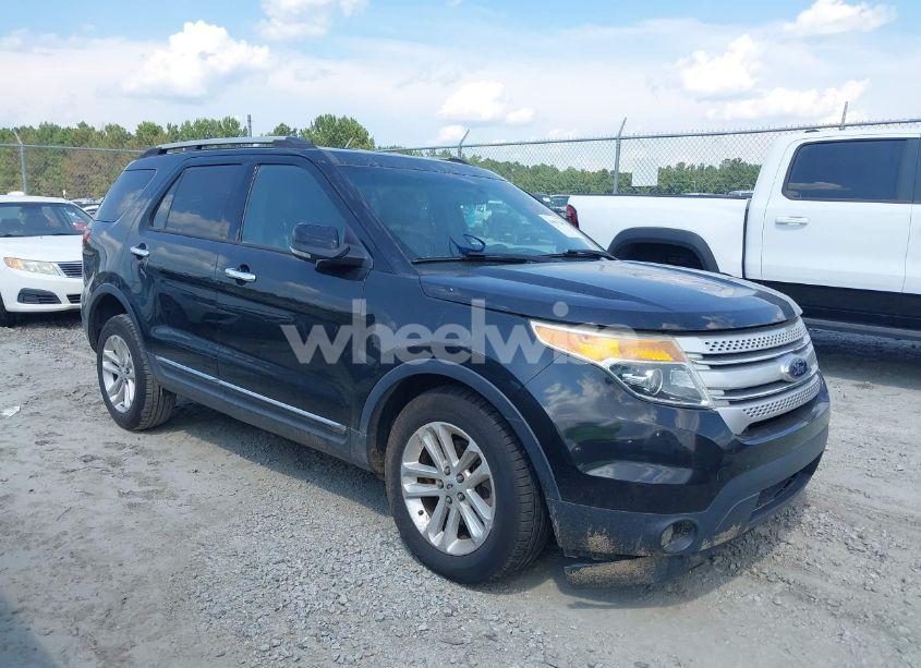 2013 Ford Explorer XLT (VIN 1FM5K8D8XDGB50947) main photo