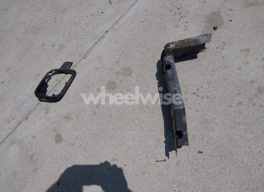 Photo 12 of 2013 Ford Explorer XLT (VIN 1FM5K8D8XDGC59246)