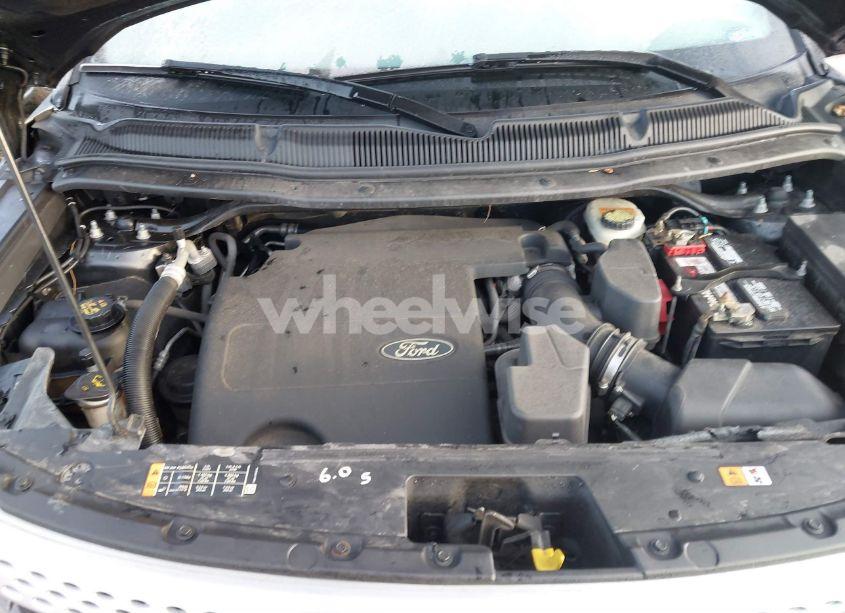 Photo 10 of 2013 Ford Explorer XLT (VIN 1FM5K8D8XDGC81828)