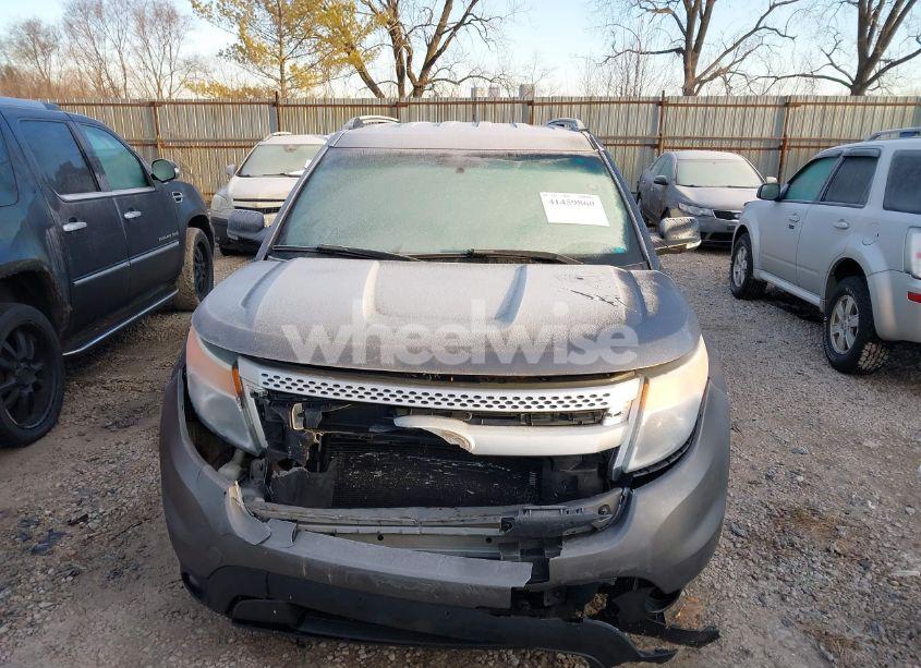 Photo 12 of 2013 Ford Explorer XLT (VIN 1FM5K8D8XDGC81828)