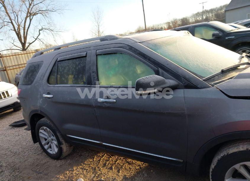 Photo 13 of 2013 Ford Explorer XLT (VIN 1FM5K8D8XDGC81828)