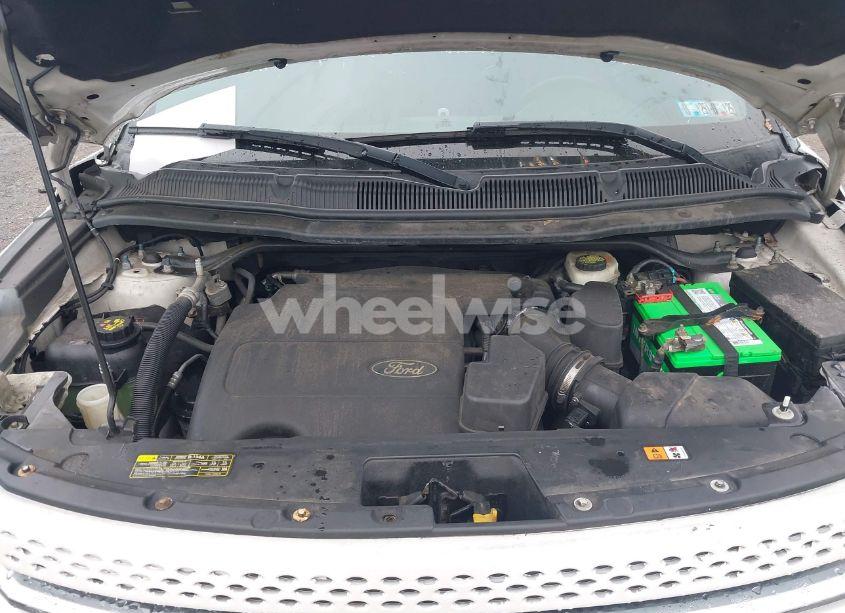 Photo 10 of 2014 Ford Explorer XLT (VIN 1FM5K8D8XEGA10530)