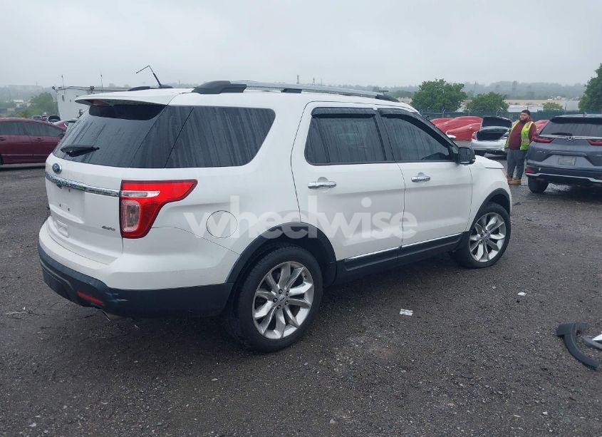 Photo 4 of 2014 Ford Explorer XLT (VIN 1FM5K8D8XEGA10530)