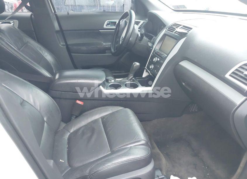 Photo 5 of 2014 Ford Explorer XLT (VIN 1FM5K8D8XEGA10530)