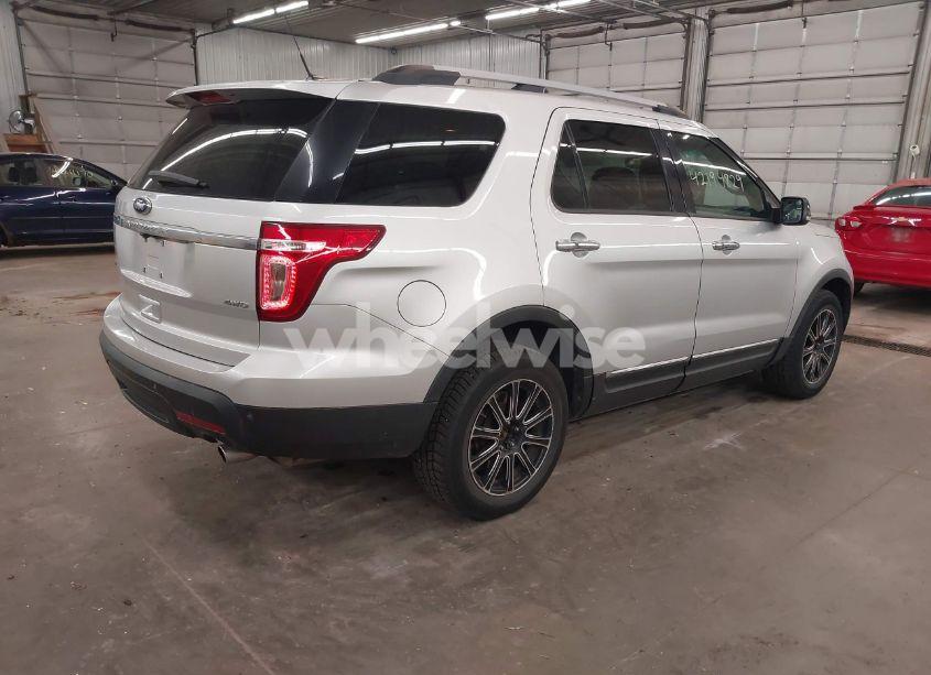 Photo 4 of 2014 Ford Explorer XLT (VIN 1FM5K8D8XEGA15680)