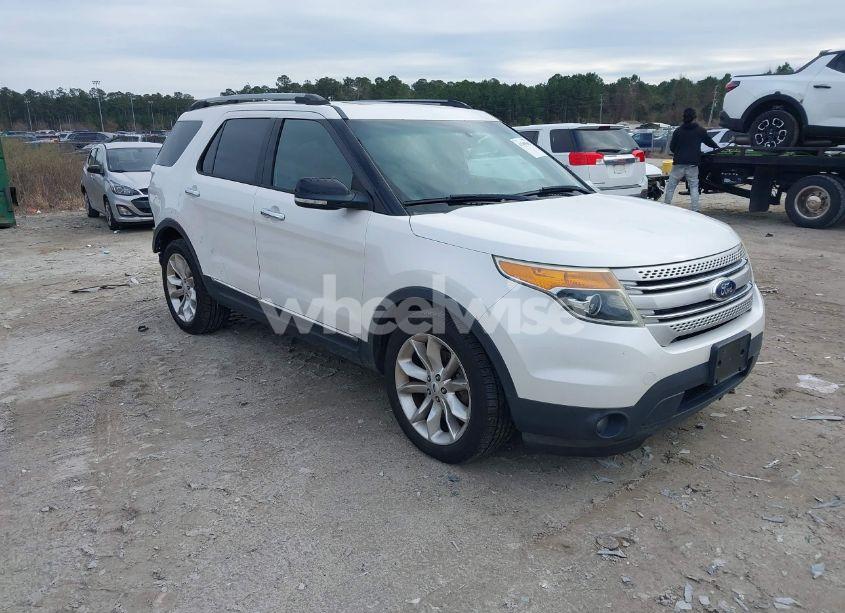 2014 Ford Explorer XLT (VIN 1FM5K8D8XEGA62076) main photo