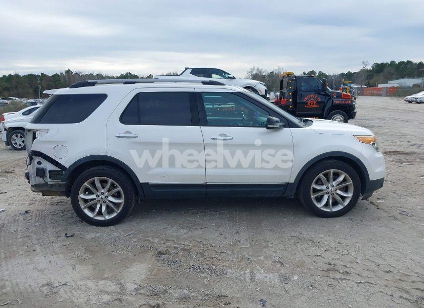 Photo 14 of 2014 Ford Explorer XLT (VIN 1FM5K8D8XEGA62076)