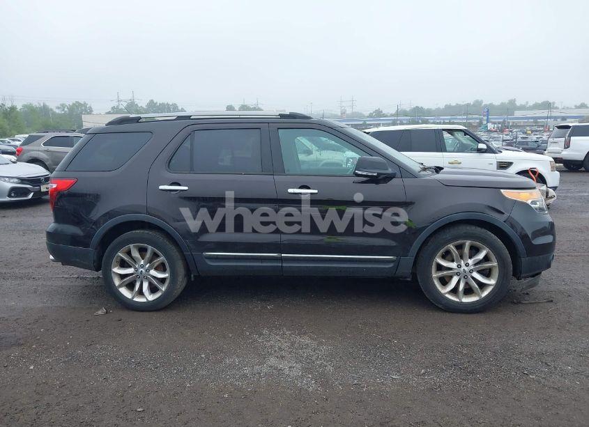 Photo 13 of 2014 Ford Explorer XLT (VIN 1FM5K8D8XEGA83963)