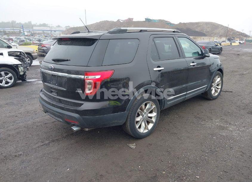 Photo 4 of 2014 Ford Explorer XLT (VIN 1FM5K8D8XEGA83963)