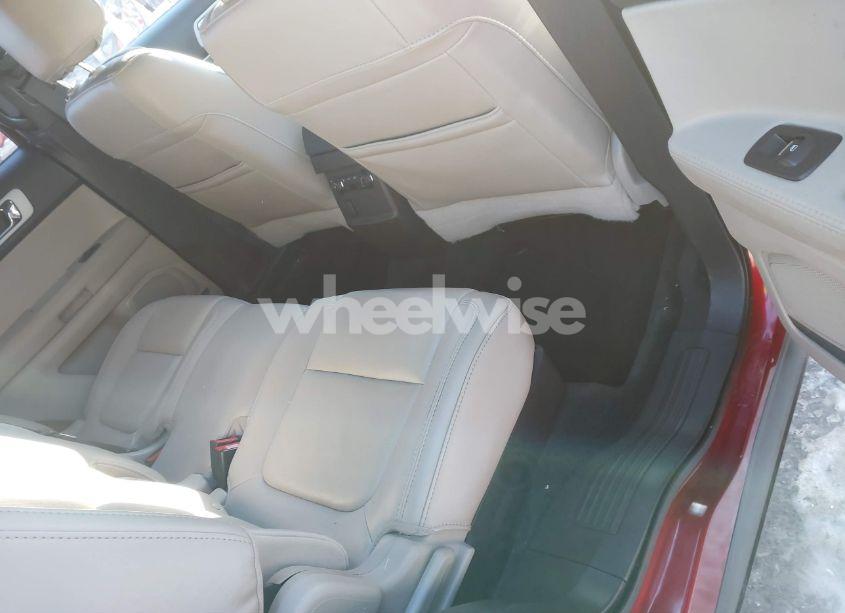 Photo 8 of 2014 Ford Explorer XLT (VIN 1FM5K8D8XEGB23538)