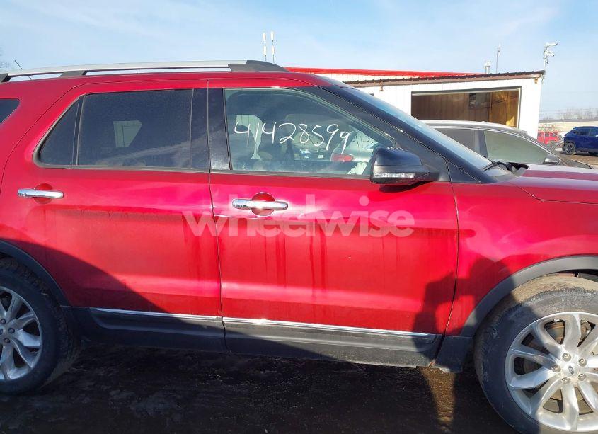 Photo 13 of 2014 Ford Explorer XLT (VIN 1FM5K8D8XEGB34443)