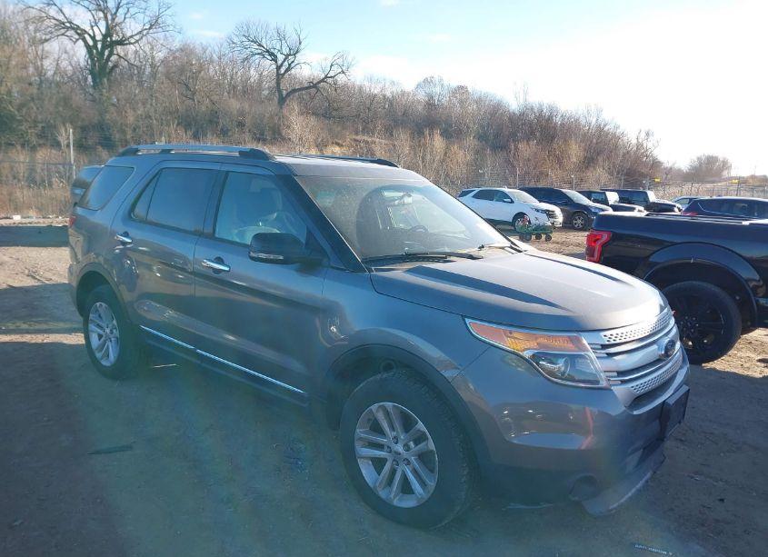 2014 Ford Explorer XLT (VIN 1FM5K8D8XEGB72027) main photo
