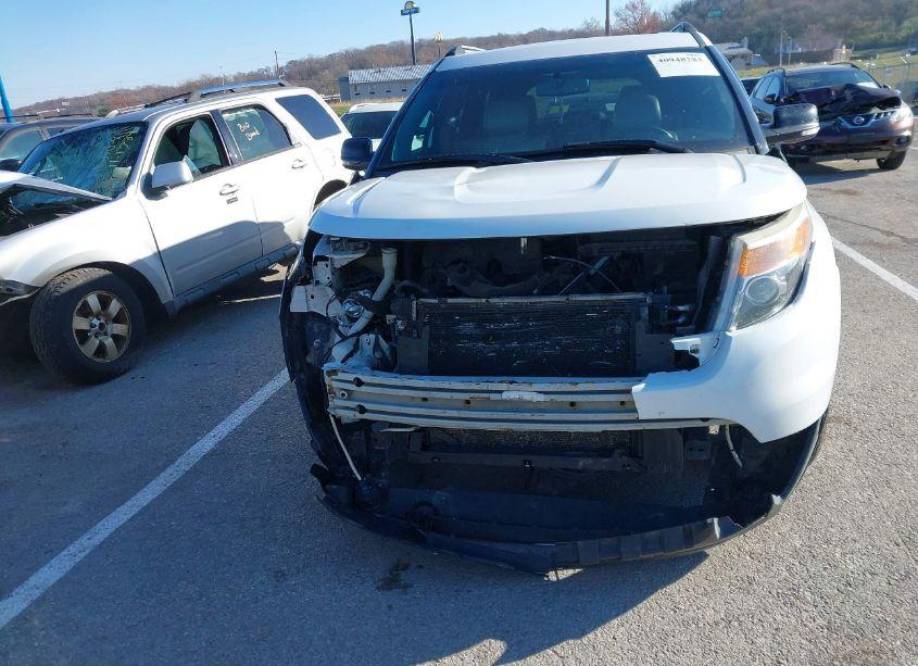 Photo 6 of 2014 Ford Explorer XLT (VIN 1FM5K8D8XEGC21811)