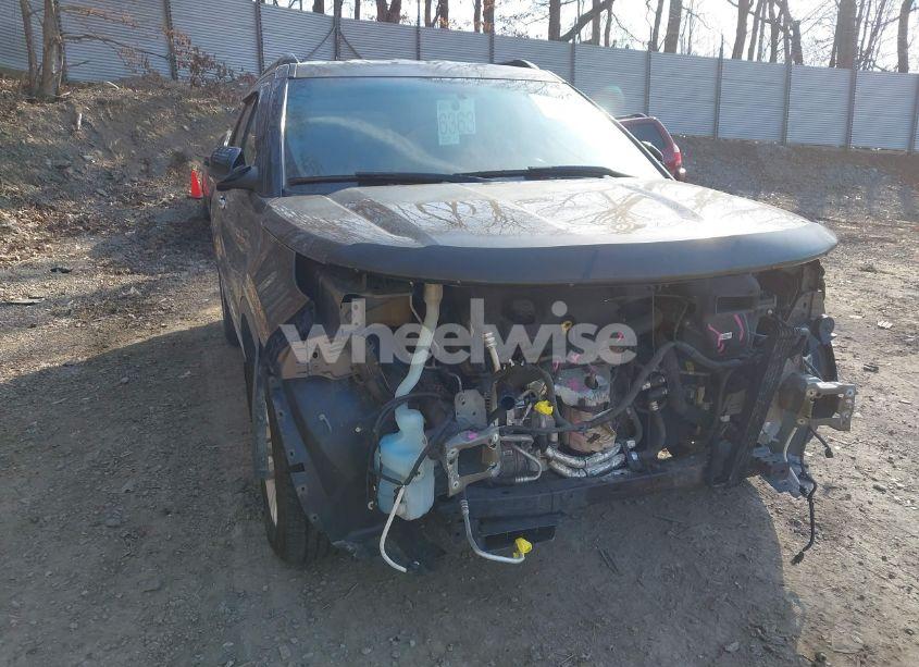 Photo 6 of 2015 Ford Explorer XLT (VIN 1FM5K8D8XFGA62001)