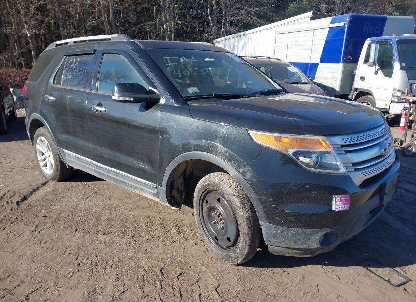 2015 Ford Explorer XLT (VIN 1FM5K8D8XFGB54502) main photo