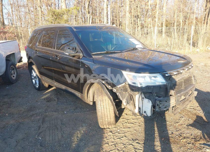 2016 Ford Explorer XLT (VIN 1FM5K8D8XGGA23975) main photo