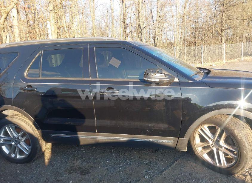 Photo 13 of 2016 Ford Explorer XLT (VIN 1FM5K8D8XGGA23975)