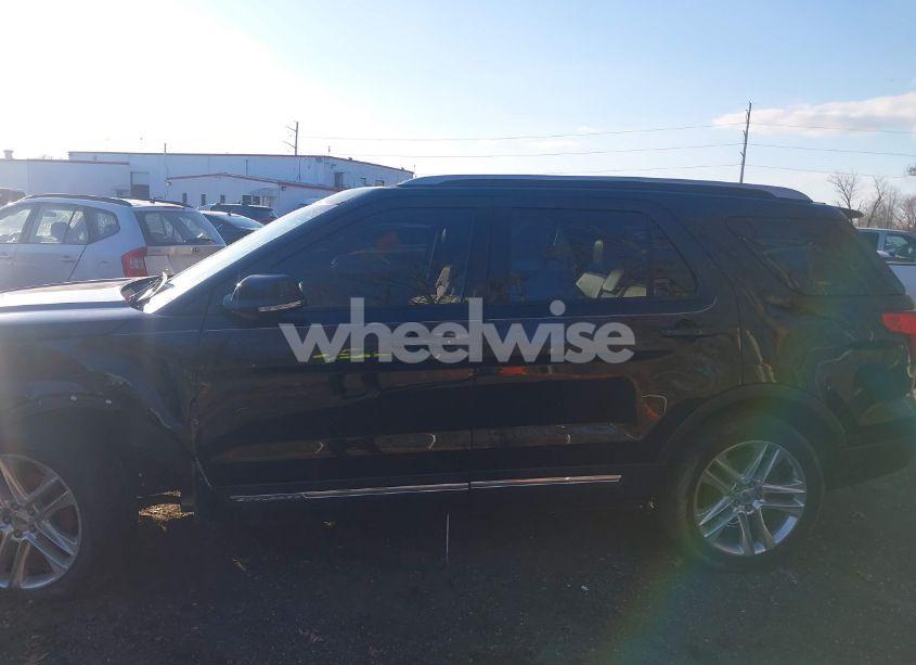 Photo 14 of 2016 Ford Explorer XLT (VIN 1FM5K8D8XGGA23975)