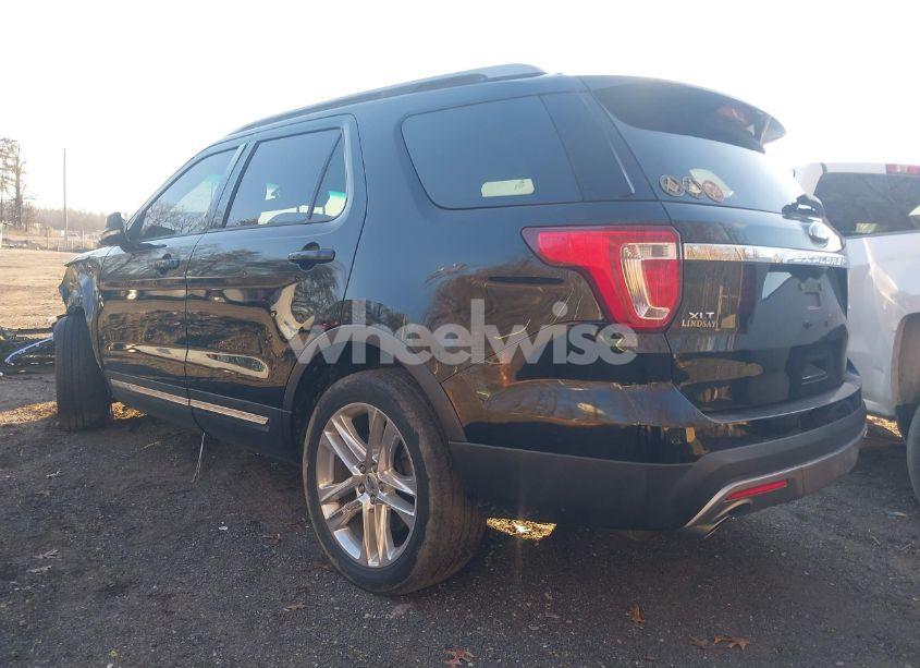 Photo 3 of 2016 Ford Explorer XLT (VIN 1FM5K8D8XGGA23975)