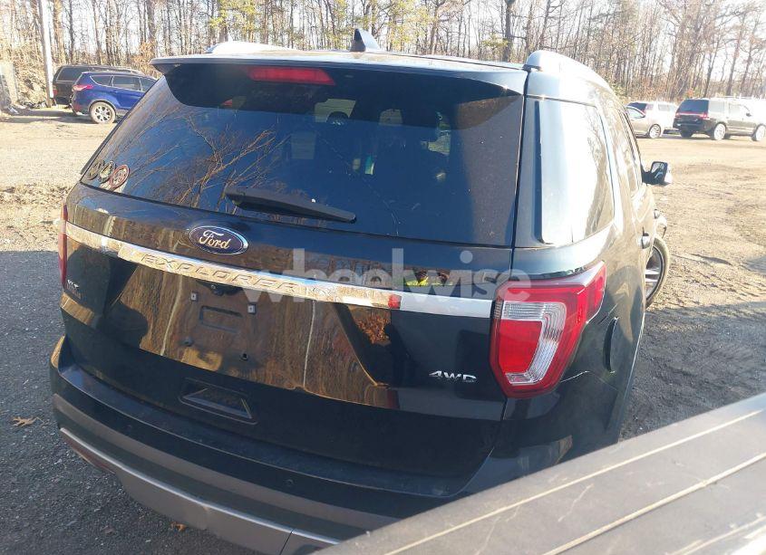 Photo 4 of 2016 Ford Explorer XLT (VIN 1FM5K8D8XGGA23975)