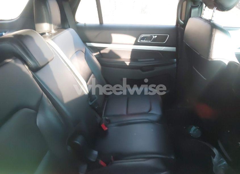 Photo 8 of 2016 Ford Explorer XLT (VIN 1FM5K8D8XGGA23975)