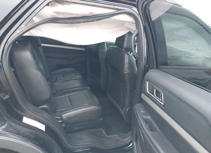 Photo 8 of 2016 Ford Explorer XLT (VIN 1FM5K8D8XGGA98952)