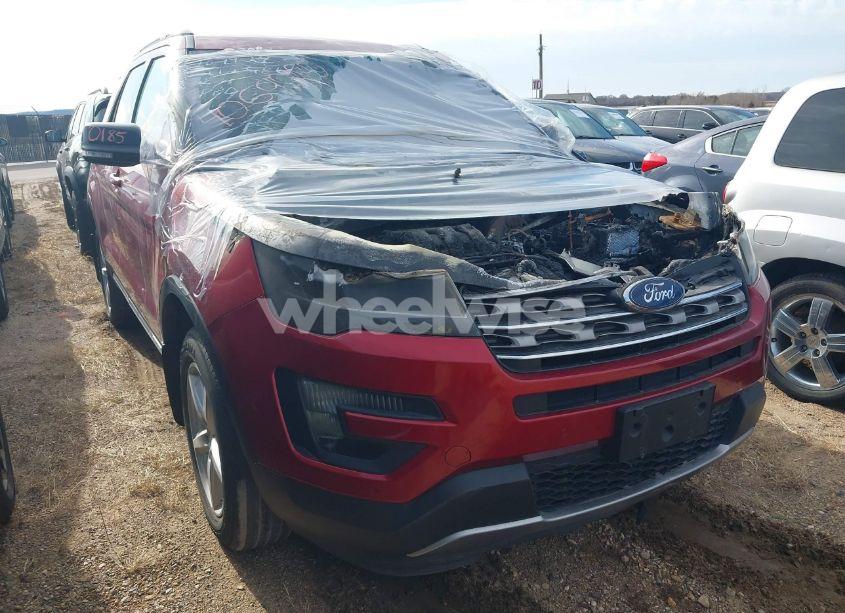 Photo 13 of 2016 Ford Explorer XLT (VIN 1FM5K8D8XGGB26782)