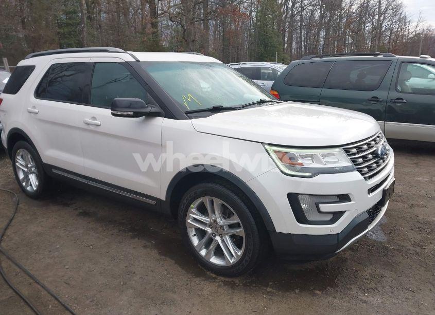 2016 Ford Explorer XLT (VIN 1FM5K8D8XGGC00265) main photo