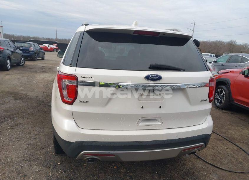 Photo 16 of 2016 Ford Explorer XLT (VIN 1FM5K8D8XGGC00265)