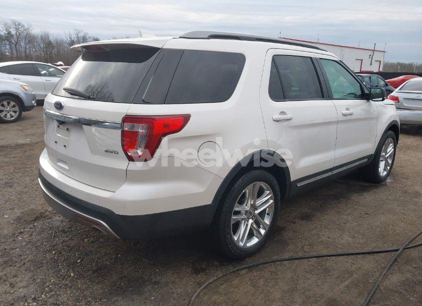 Photo 4 of 2016 Ford Explorer XLT (VIN 1FM5K8D8XGGC00265)