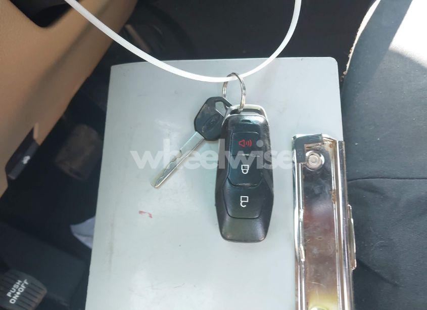 Photo 11 of 2016 Ford Explorer XLT (VIN 1FM5K8D8XGGC14473)