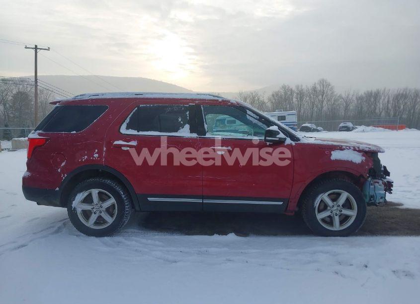 Photo 13 of 2016 Ford Explorer XLT (VIN 1FM5K8D8XGGC53242)