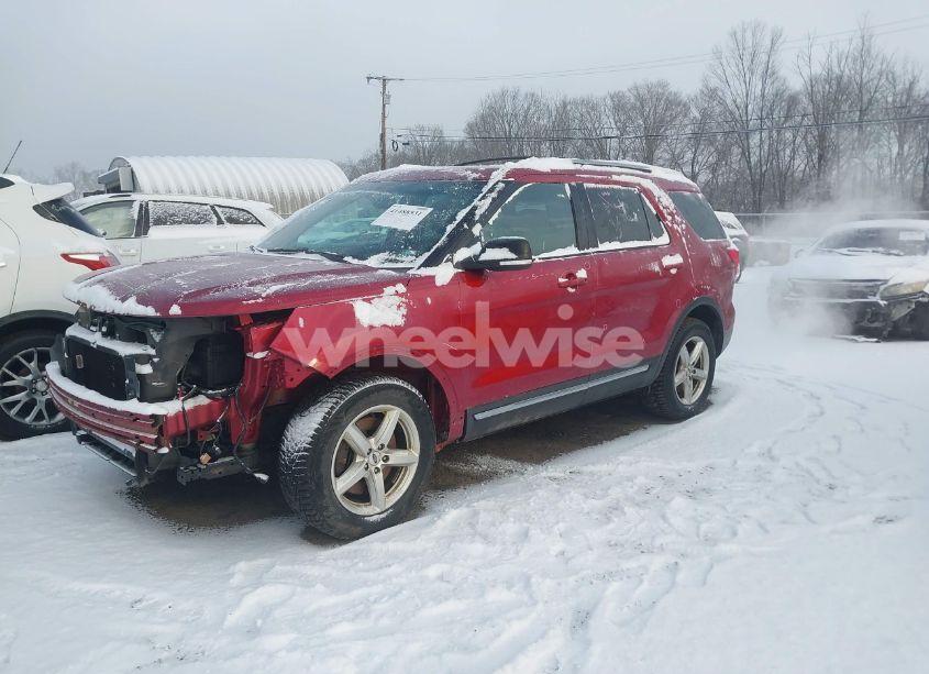 Photo 2 of 2016 Ford Explorer XLT (VIN 1FM5K8D8XGGC53242)