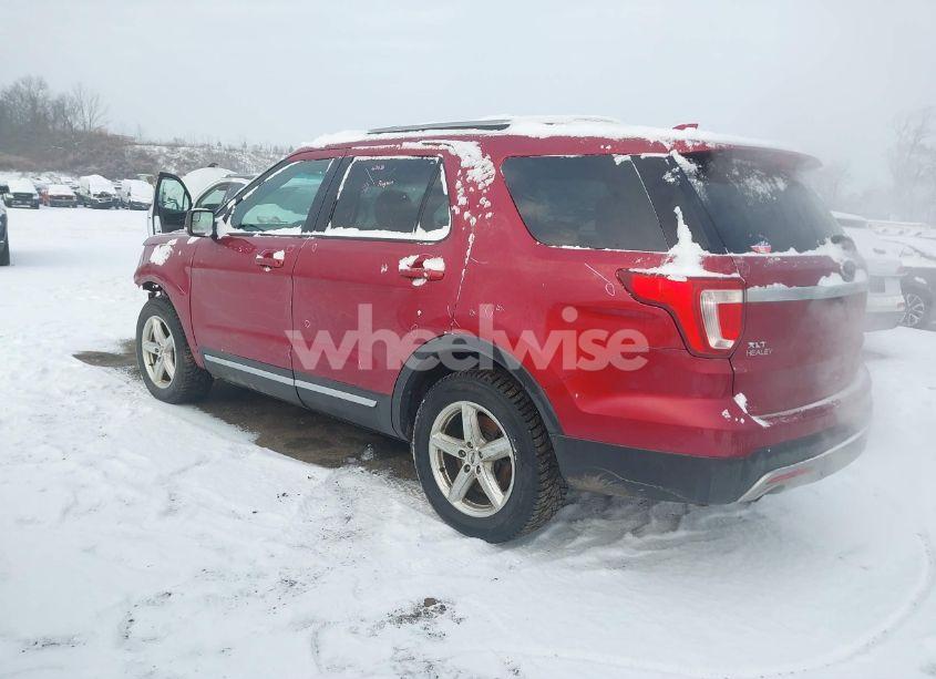 Photo 3 of 2016 Ford Explorer XLT (VIN 1FM5K8D8XGGC53242)