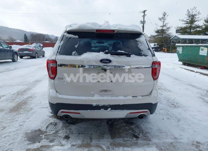 Photo 17 of 2017 Ford Explorer XLT (VIN 1FM5K8D8XHGA65709)