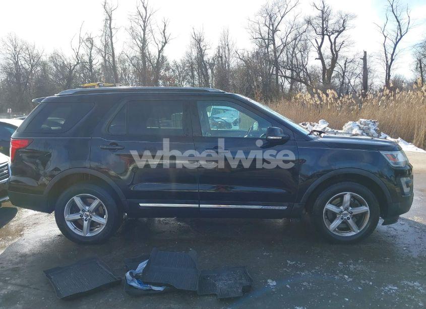 Photo 13 of 2017 Ford Explorer XLT (VIN 1FM5K8D8XHGA72580)