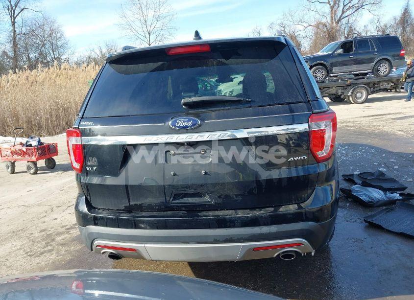 Photo 16 of 2017 Ford Explorer XLT (VIN 1FM5K8D8XHGA72580)