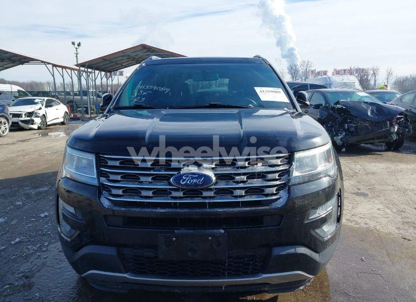 Photo 6 of 2017 Ford Explorer XLT (VIN 1FM5K8D8XHGA72580)