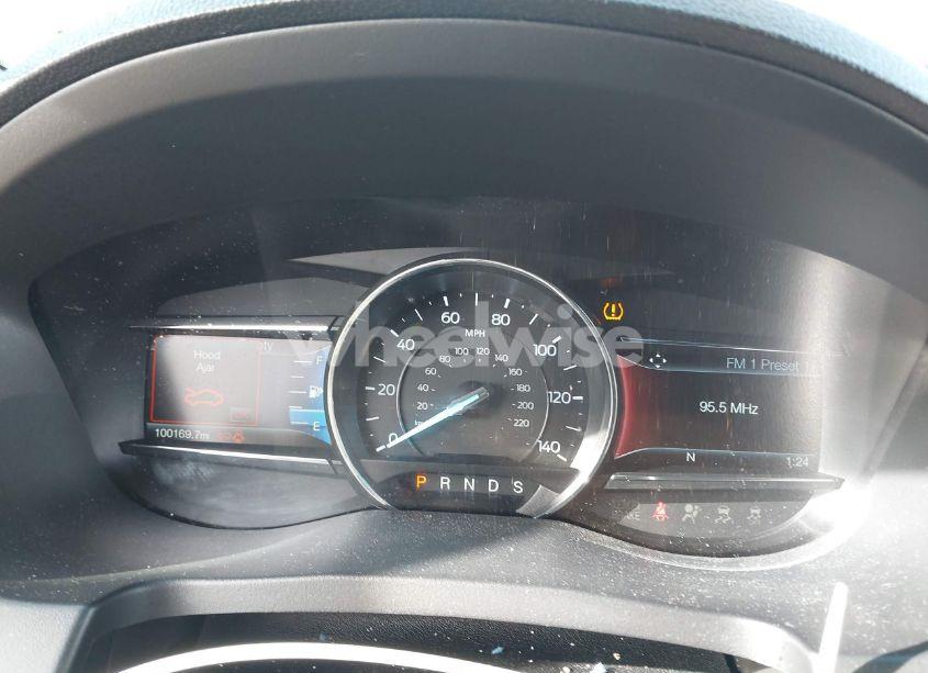 Photo 7 of 2017 Ford Explorer XLT (VIN 1FM5K8D8XHGA72580)