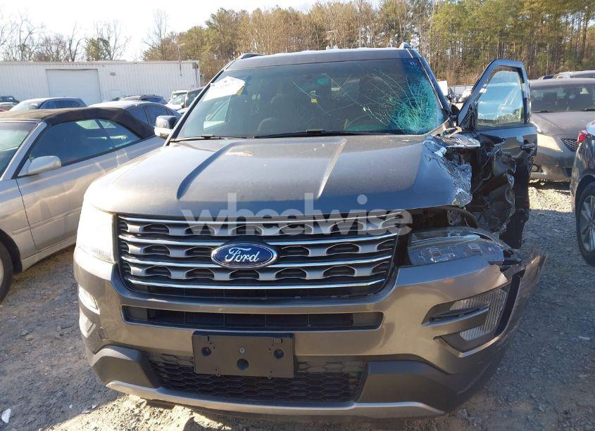 Photo 12 of 2017 Ford Explorer XLT (VIN 1FM5K8D8XHGA85281)