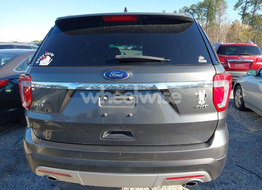 Photo 16 of 2017 Ford Explorer XLT (VIN 1FM5K8D8XHGA85281)