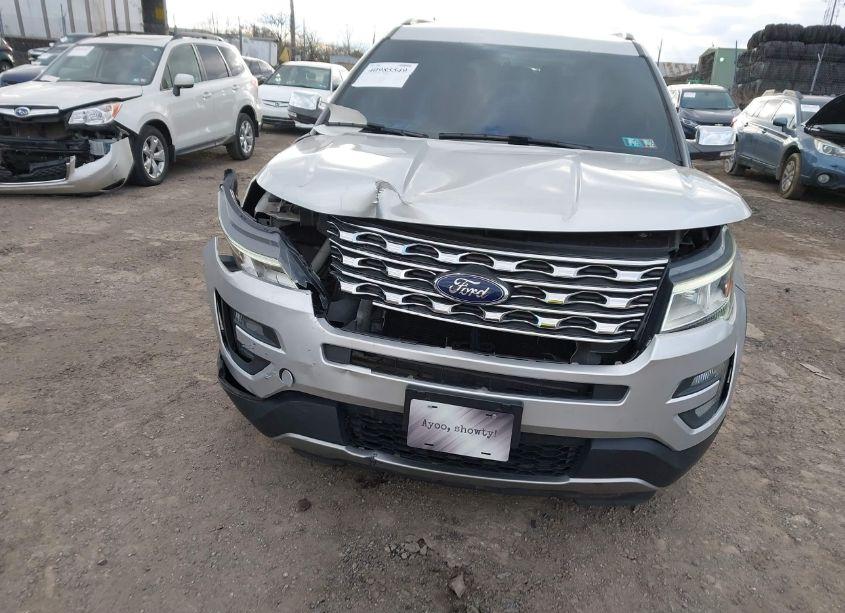 Photo 6 of 2017 Ford Explorer XLT (VIN 1FM5K8D8XHGA92389)