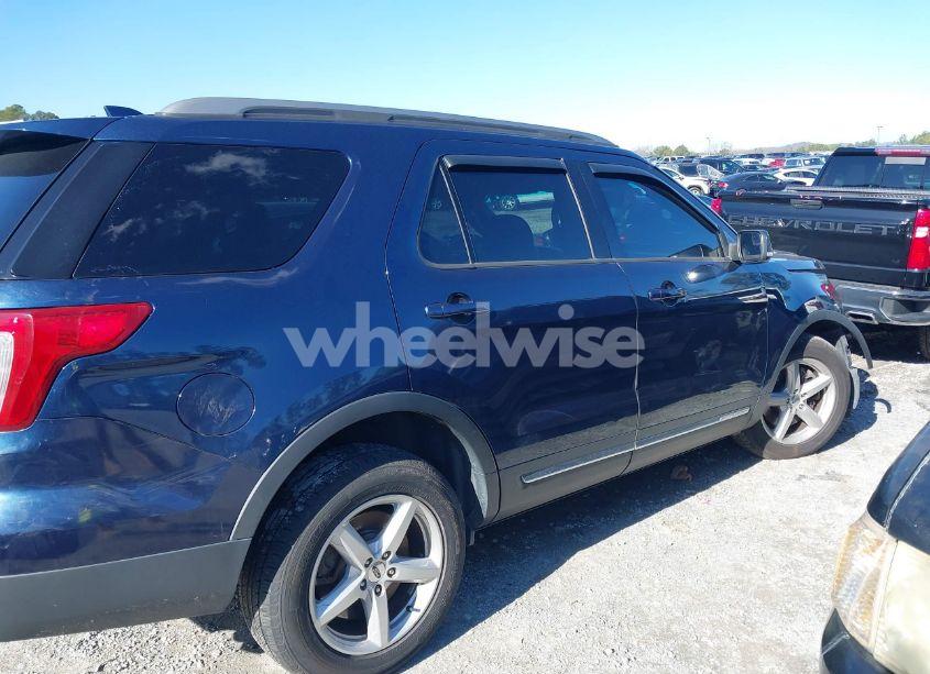 Photo 12 of 2017 Ford Explorer XLT (VIN 1FM5K8D8XHGB16366)