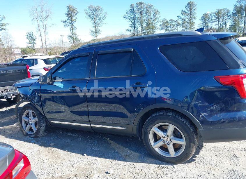 Photo 13 of 2017 Ford Explorer XLT (VIN 1FM5K8D8XHGB16366)