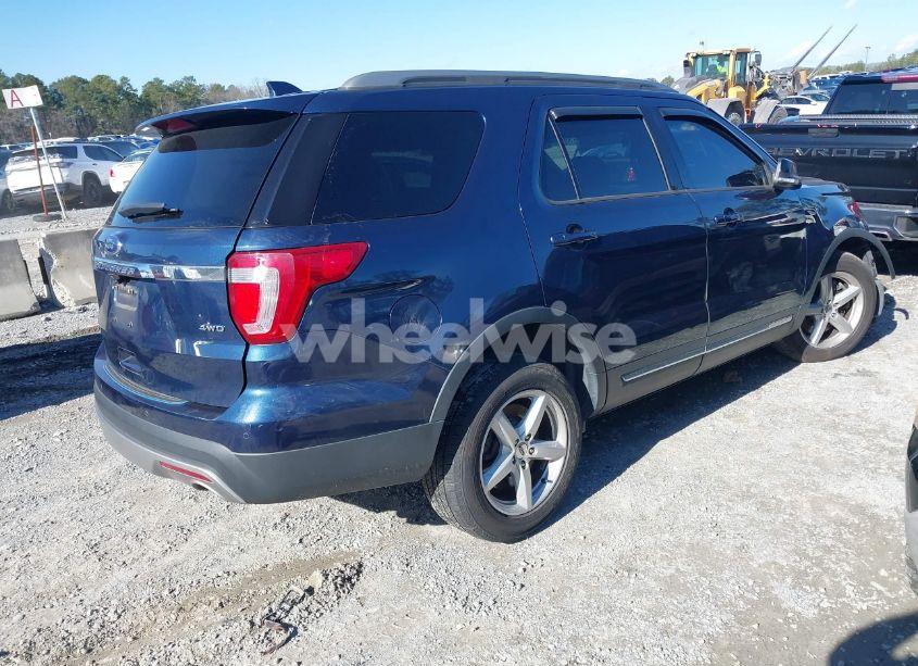 Photo 4 of 2017 Ford Explorer XLT (VIN 1FM5K8D8XHGB16366)